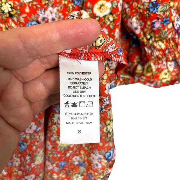 Pleione Women's Micro Floral Ruffle Short Sleeve Red Blue Yellow Sz S - Picture 8 of 8